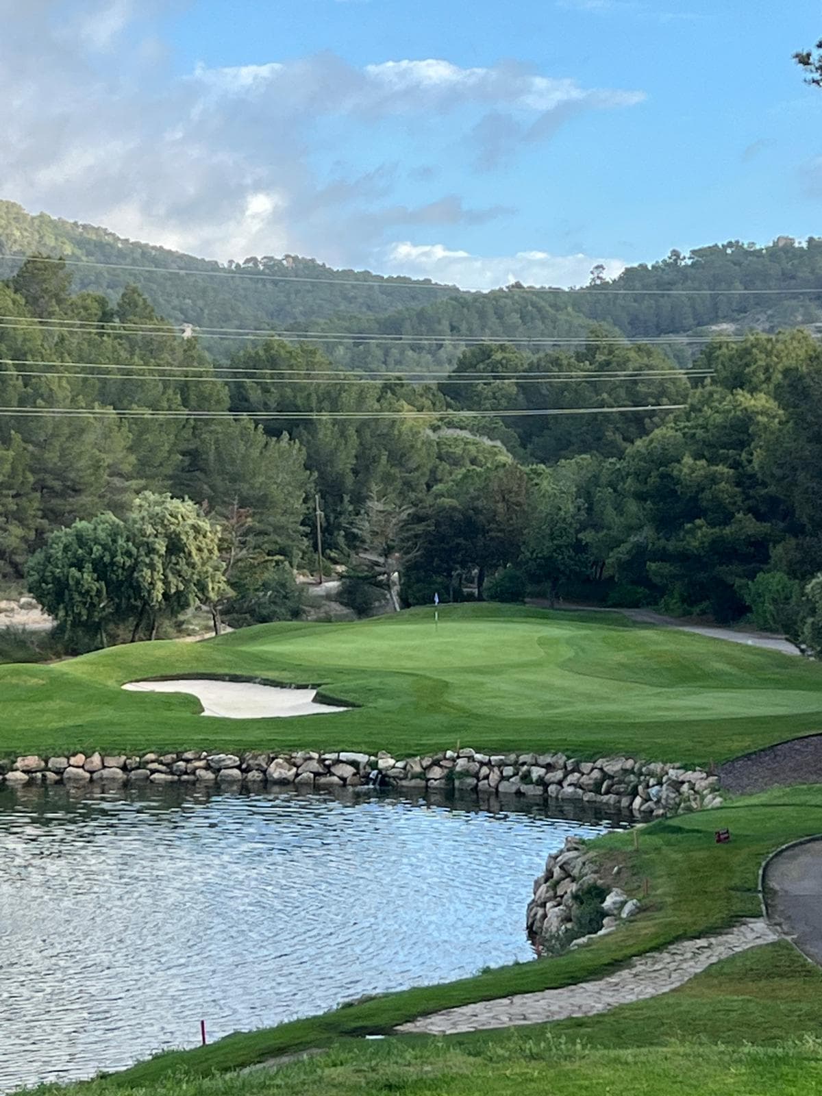 Hole 4, Pine Valley, Golf de Andratx, water surrounding the green