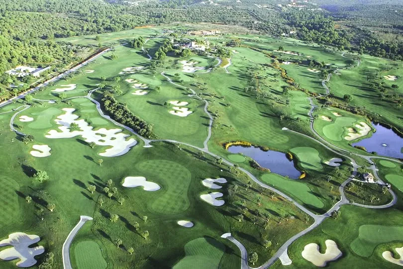 Son Gual green and surrounding landscape
