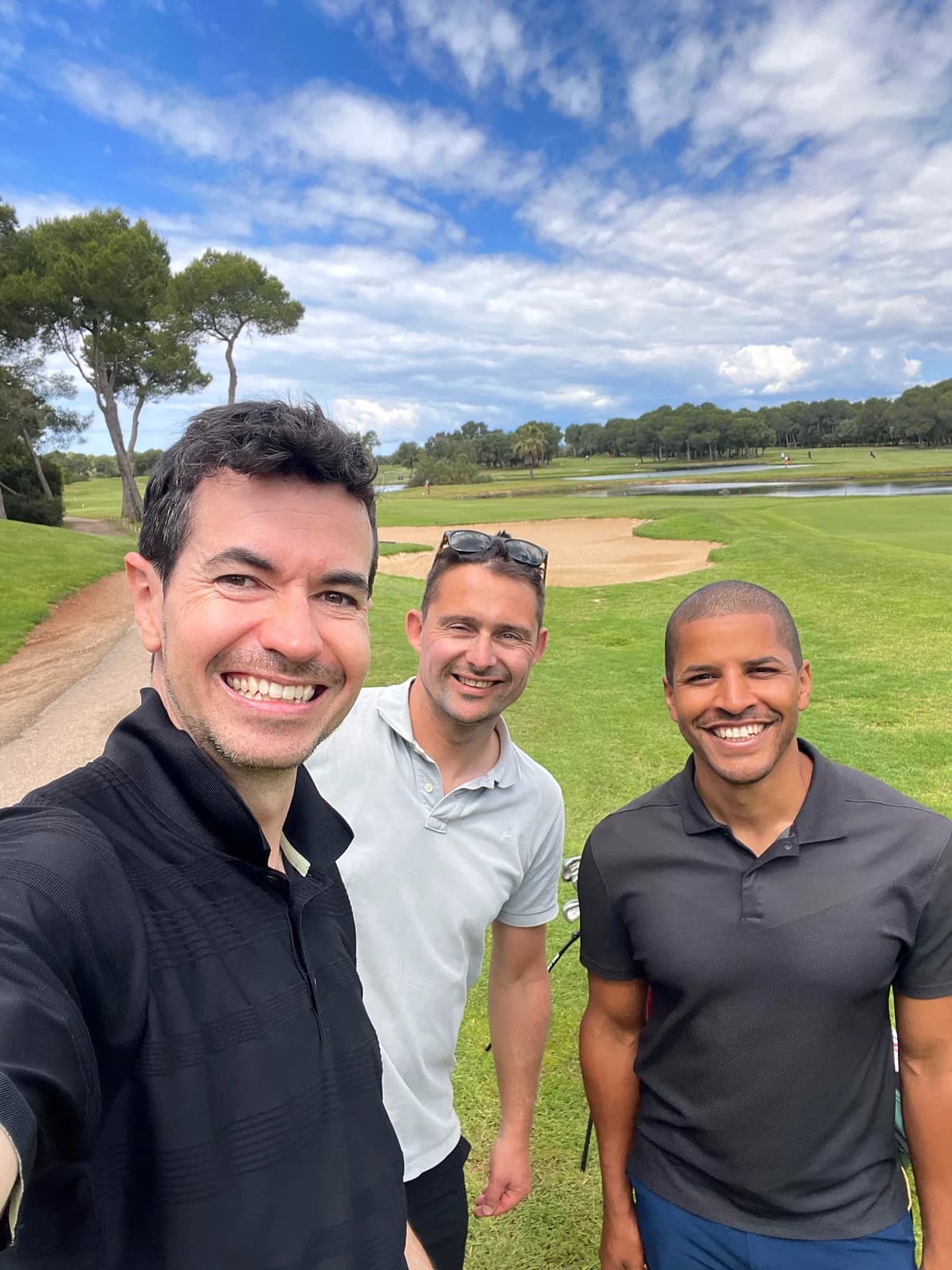 Andy Griffiths met klanten tijdens een play-with-a-pro-dag op Son Antem West, Mallorca